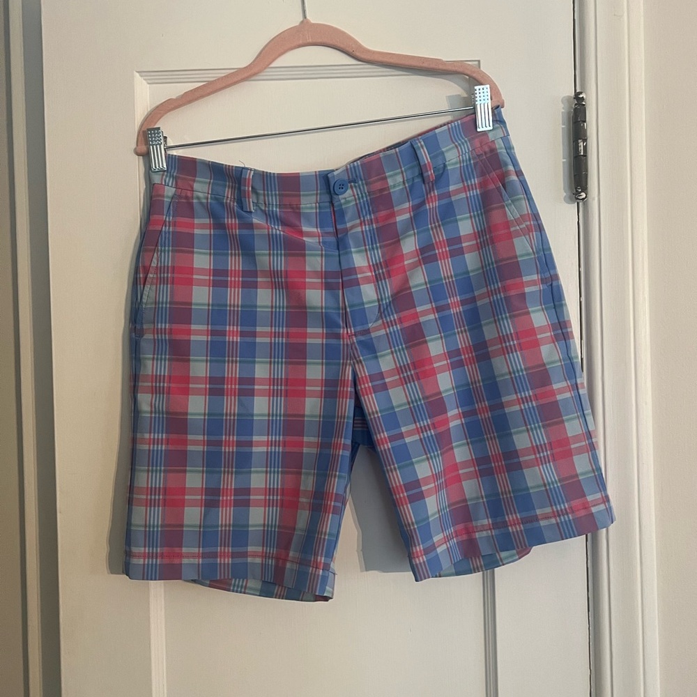 Men's Vineyard Vines shorts